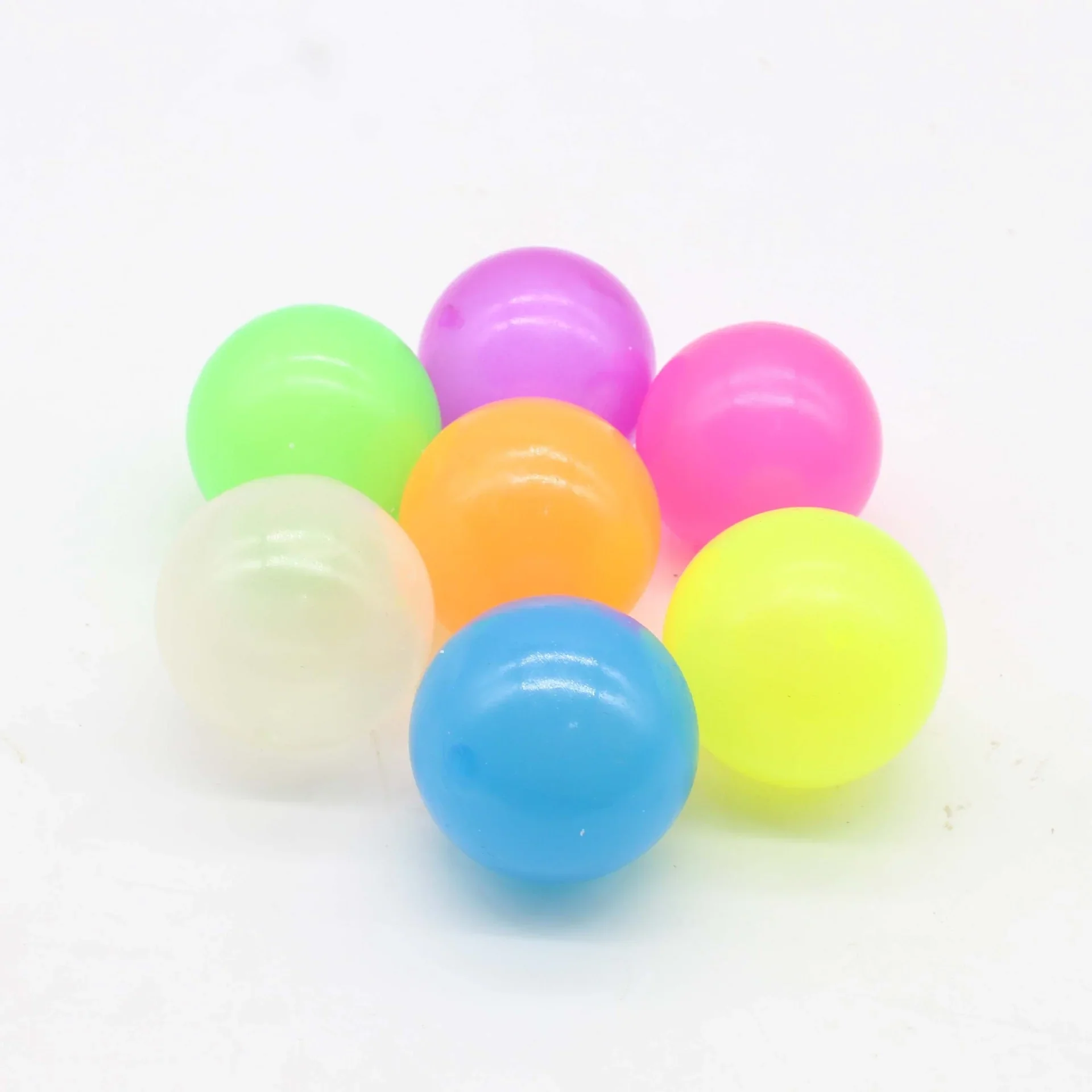 Sticky Play Balls – Endless Fun! - Image 2